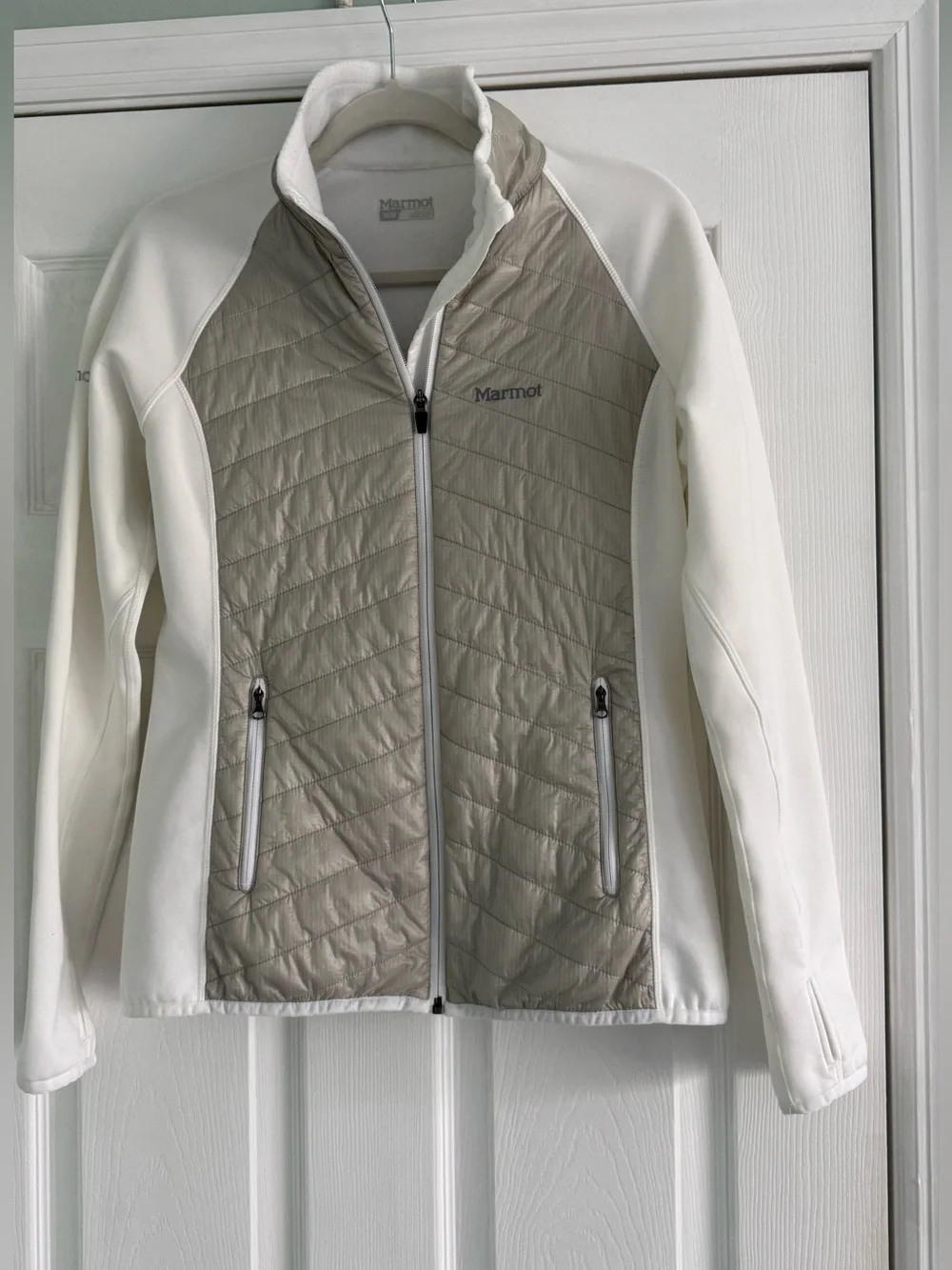 Marmot  White Variant Jacket. Medium